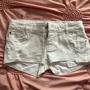 White ZARA shorts - size 2/36